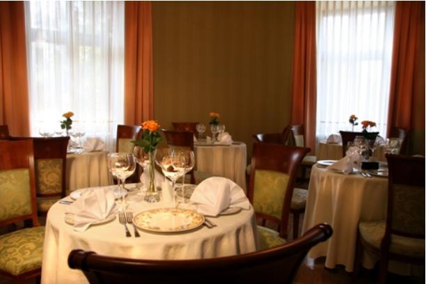 Ostoya Palace Hotel Krakow Restaurant photo